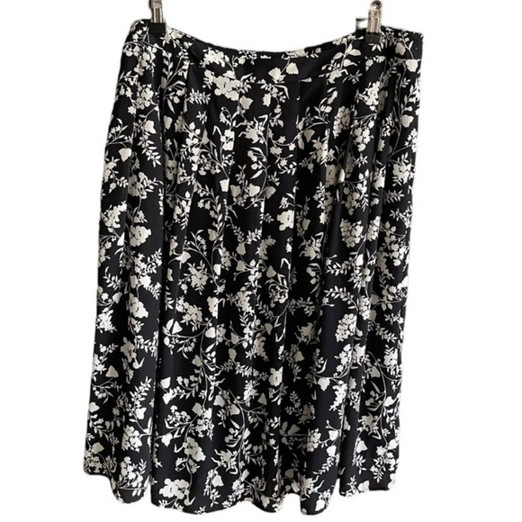 TALBOTS FLORAL PLEATED MIDI SKIRT Size 14 - Picture 4 of 10